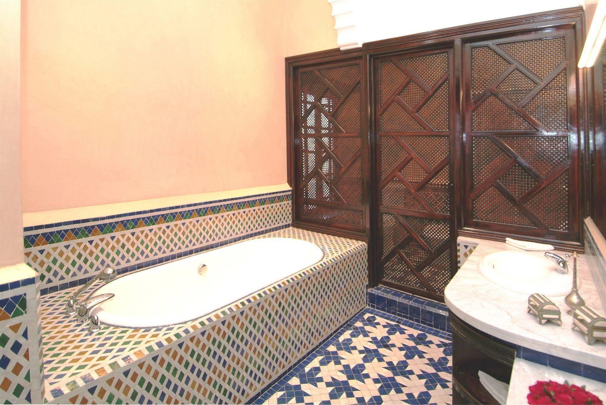 Riad Misbah Fes Luaran gambar